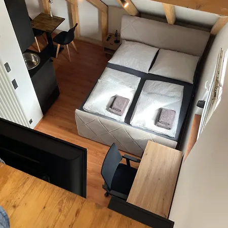Schoenes Und Modernes Vs Apartment *