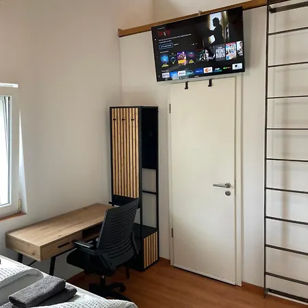 아파트 Schoenes Und Modernes Vs 빌린겐슈베닝겐